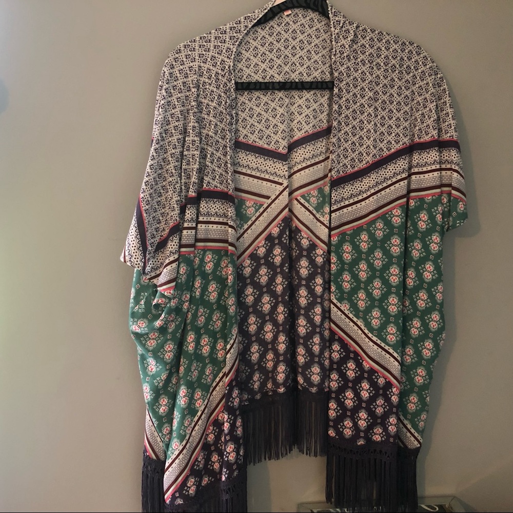 VICTORIA SECRET KIMONO